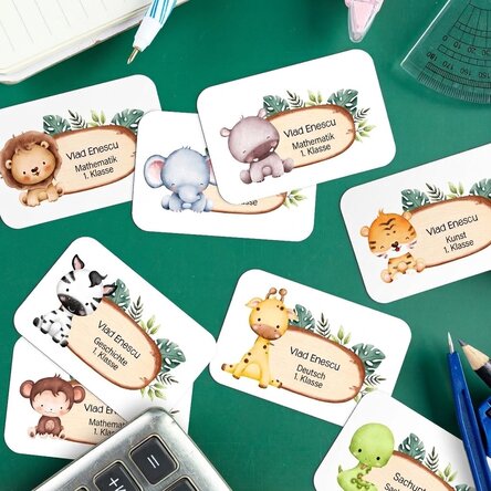 Set mit 8 individuell gestalteten Aufklebern (selbstklebende Etiketten) für die Schule mit Text – Ti