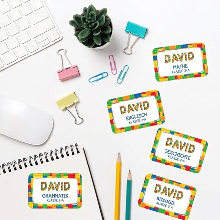 Set mit 8 personalisierten Aufklebern (selbstklebende Etiketten) für die Schule mit Text – Lego