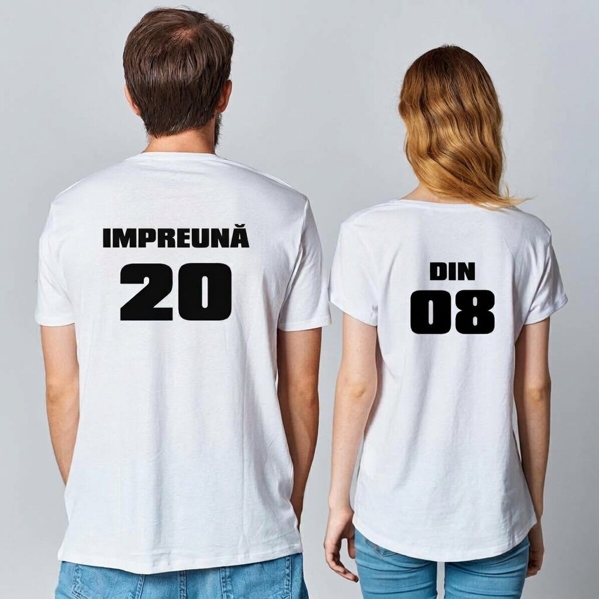 Individuell gestaltetes T-Shirt mit Text und Nummer auf dem Rücken