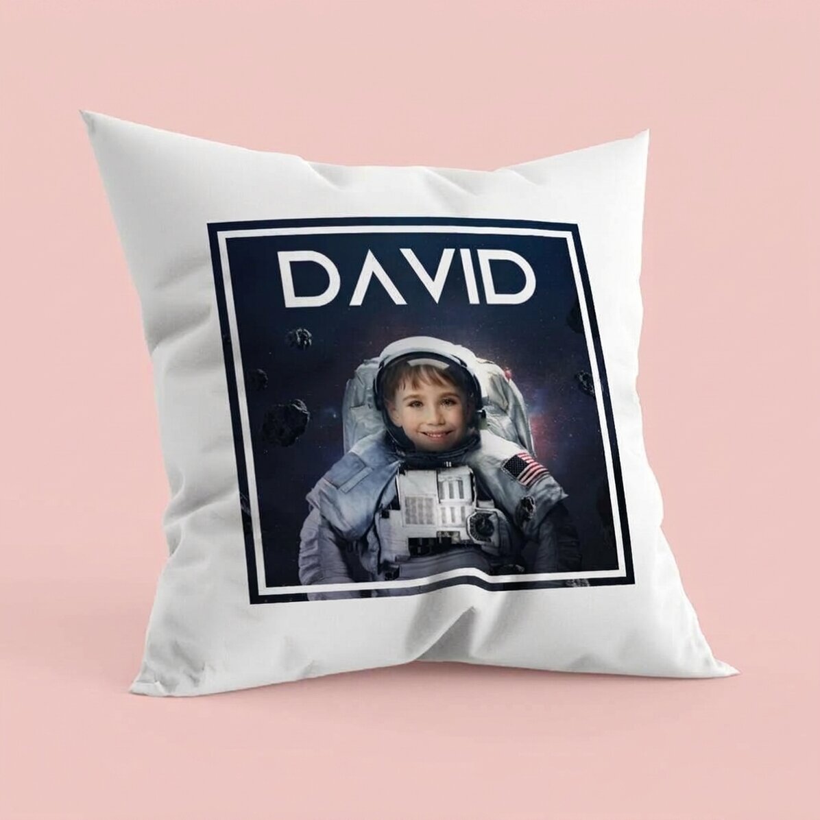 Personalisiertes Kissen mit Foto und Namen – Astronaut