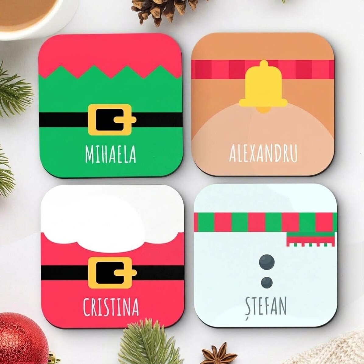 Set mit 4 personalisierten Untersetzern mit Text – Weihnachtsfiguren