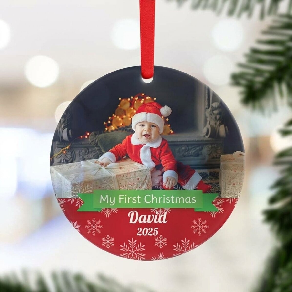 Individuell gestalteter runder Anhänger mit Foto und Text – Mein erstes Weihnachtsfest