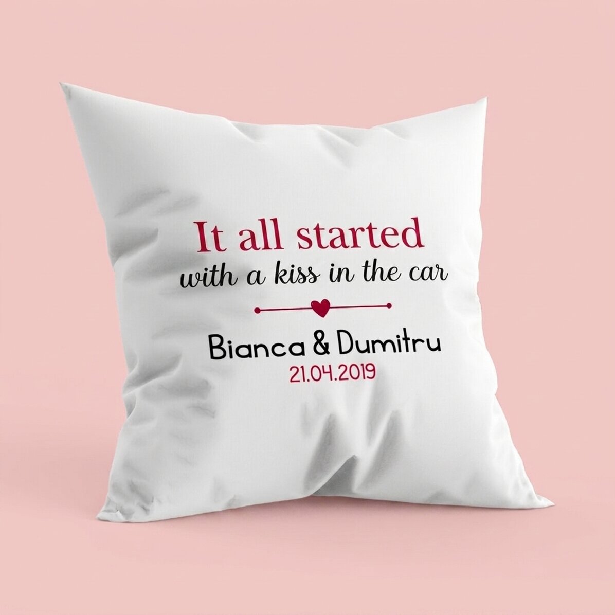 Personalisiertes Kissen mit Schriftzug – Where it all began