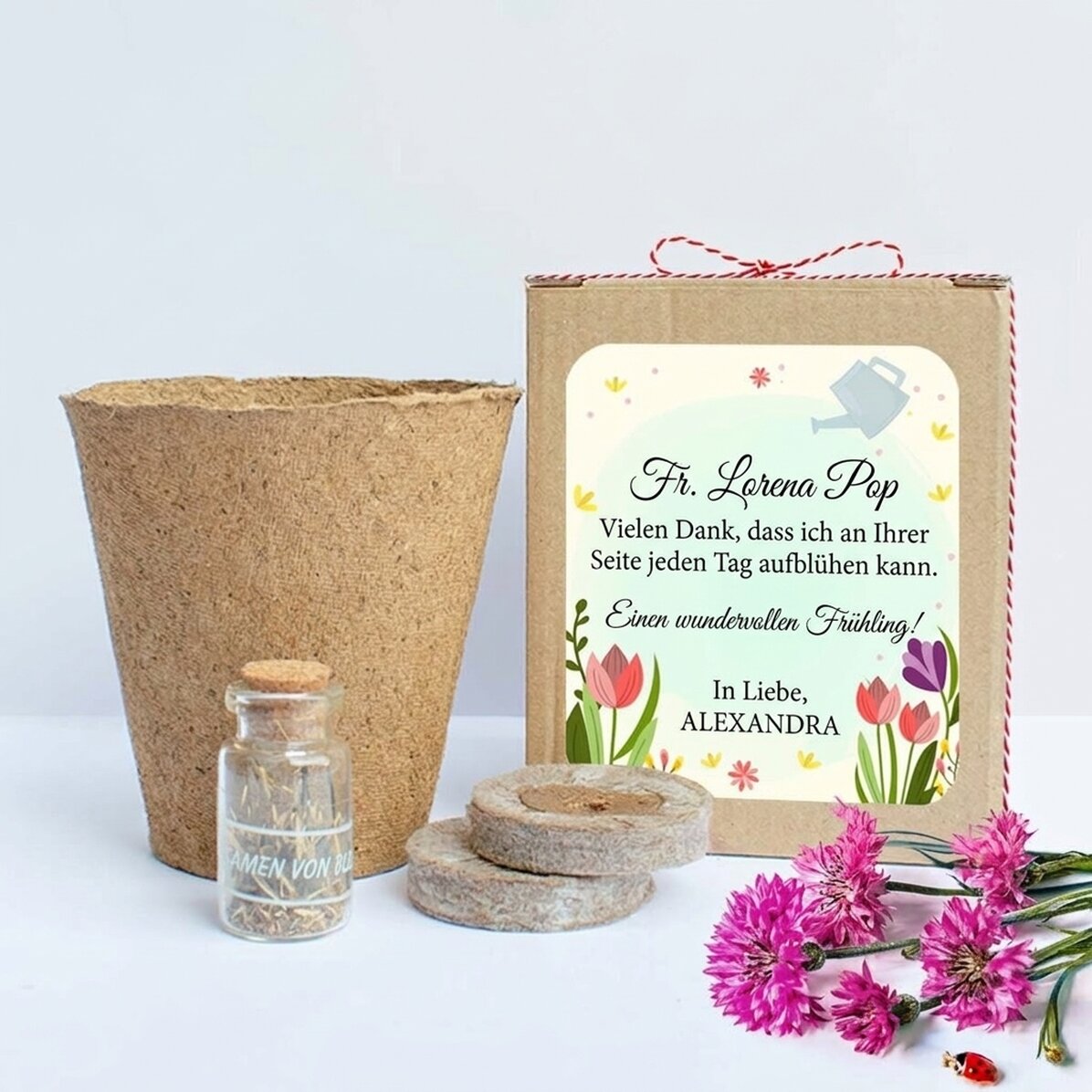 Set zum Pflanzen von Frühlingsblumen in einer personalisierten Schachtel mit einer Botschaft für die