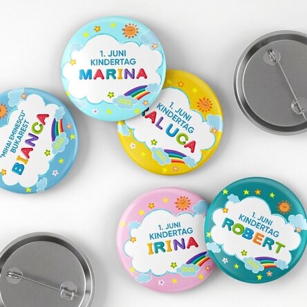 Personalisiertes Button mit einer Botschaft zum Kindertag