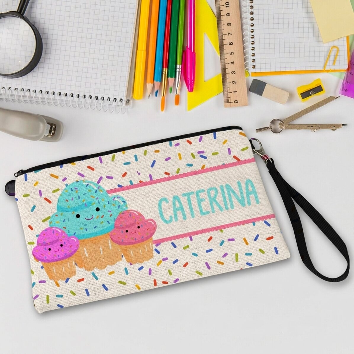 Personalisierte Accessoire-Tasche mit Namen – Cupcakes