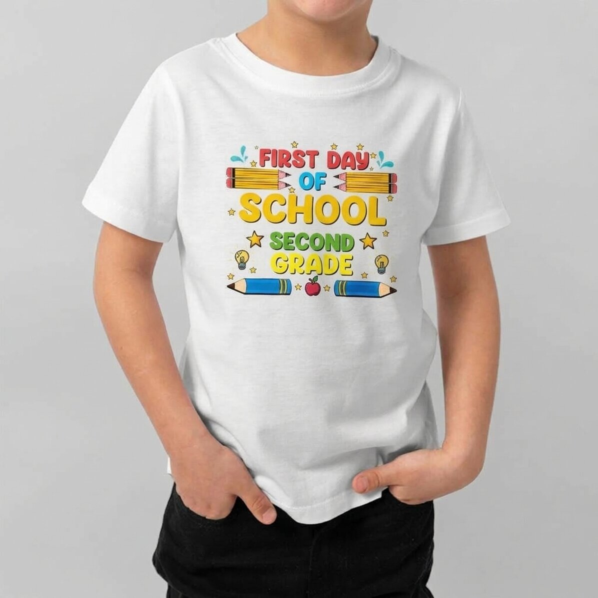 Personalisiertes Baumwoll-T-Shirt für Kinder mit Aufdruck – Der erste Schultag