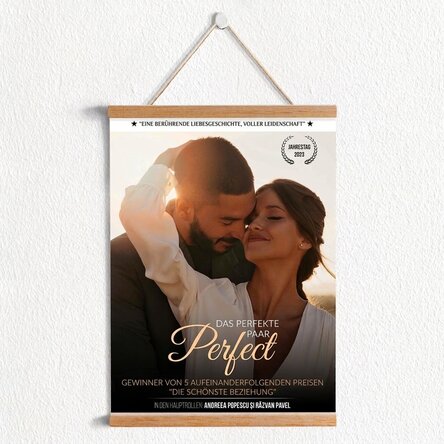 Individuell gestaltetes Poster mit einem Foto und einer Botschaft – Filmplakat
