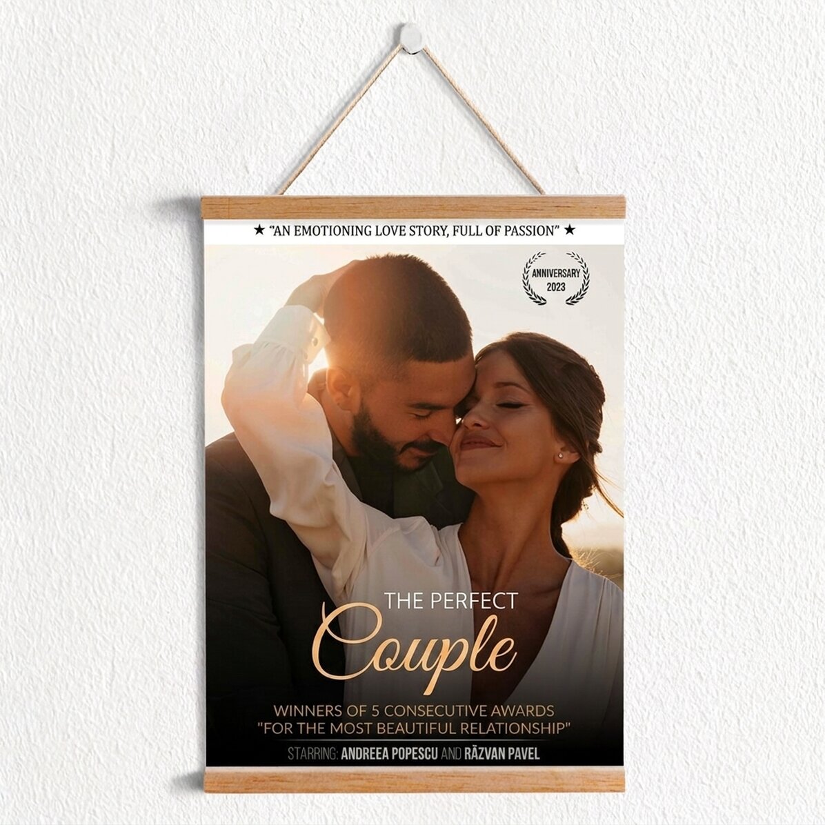 Individuell gestaltetes Poster mit einem Foto und einer Botschaft – Filmplakat