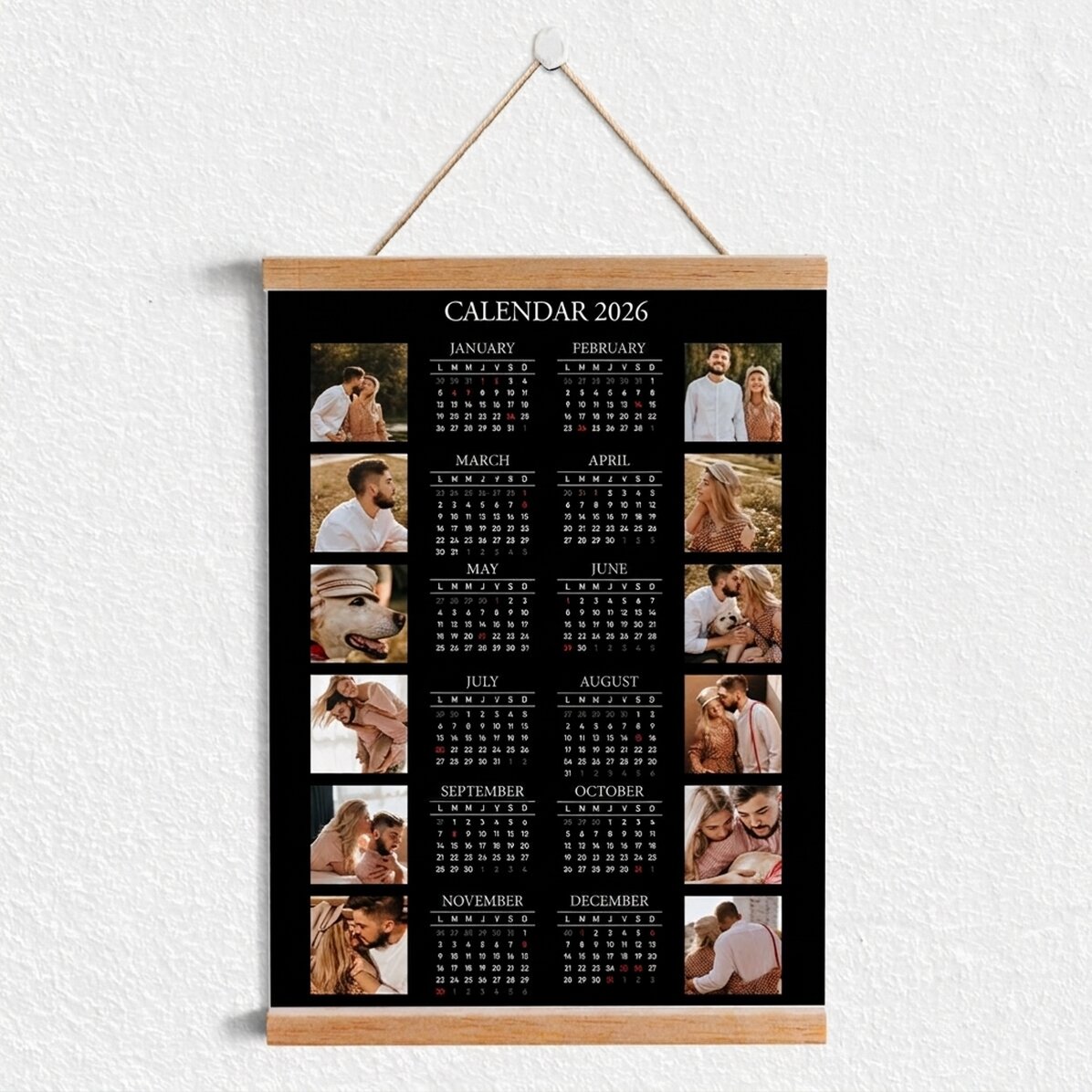 Personalisiertes Kalenderposter mit Aufhänger, 12 Fotos und Text