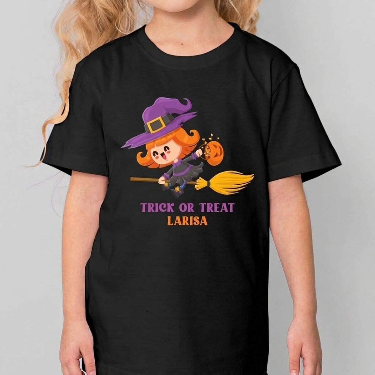 Baumwoll-T-Shirt für Kinder mit Halloween-Figuren, individuell mit dem Text „Trick or Treat“ bedruck