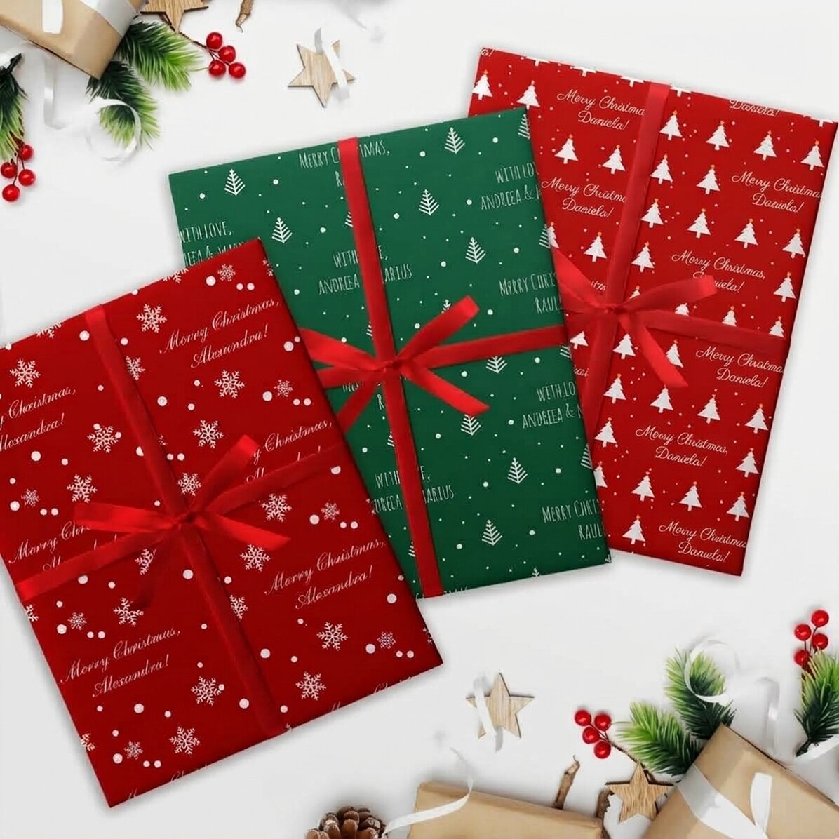 Individuell gestaltetes Geschenkpapier mit weihnachtlichem Text
