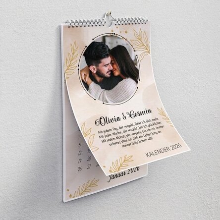 Personalisierter Kalender mit Fotos und einer Botschaft – Gold