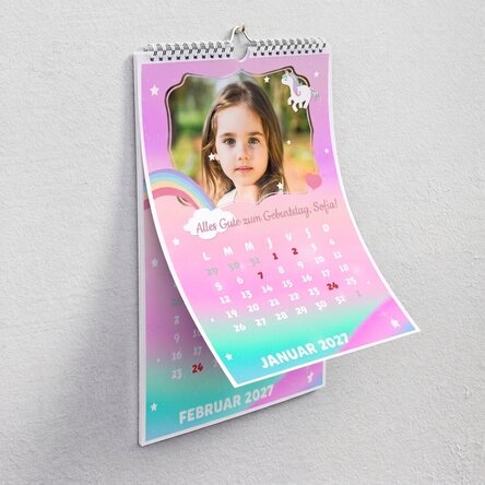 Individuell gestalteter Kalender für Kinder mit Fotos und Text – Einhorn