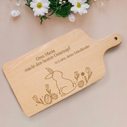 Personalisiertes Schneidebrett mit Text – Osterhase