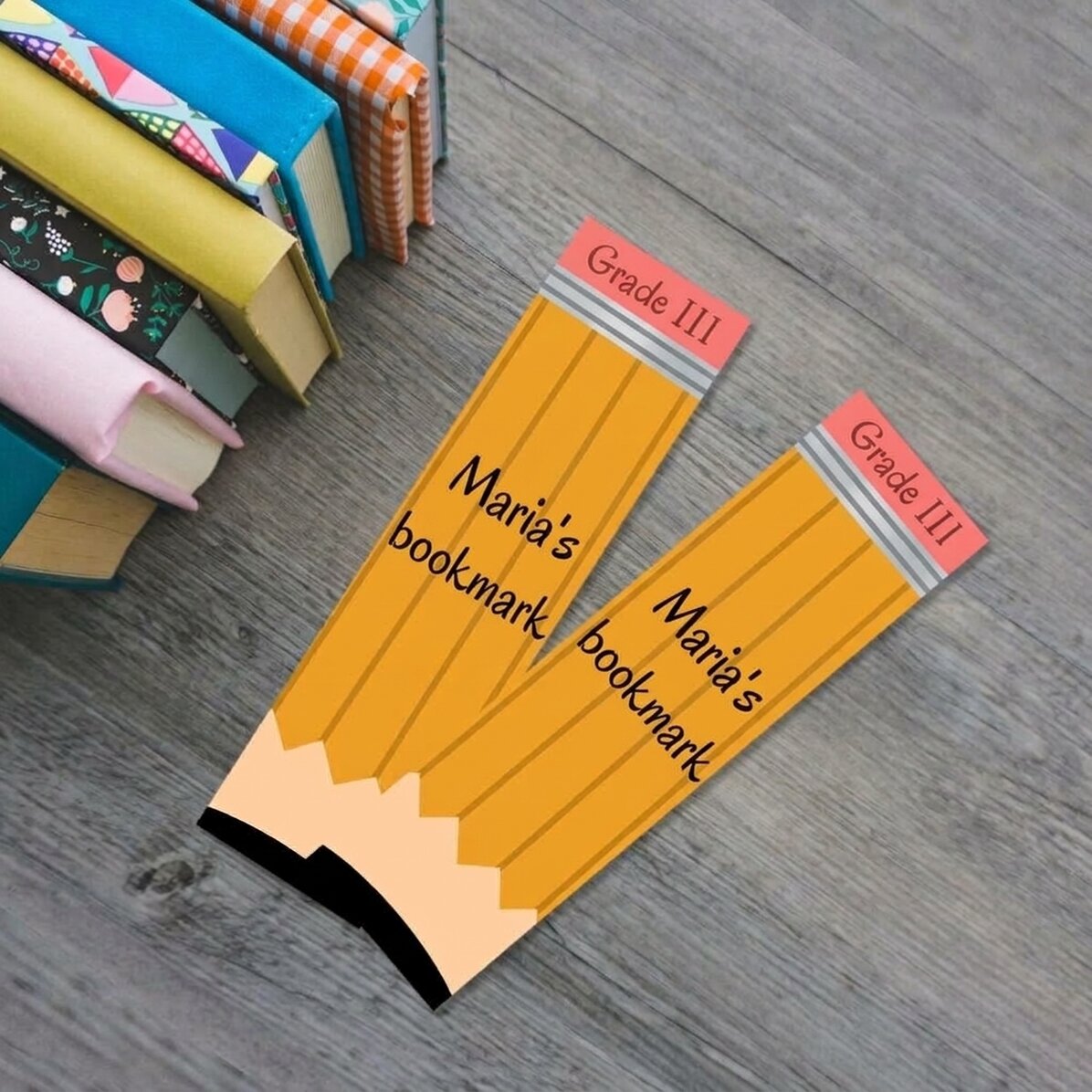 Personalisiertes Lesezeichen mit Text – Bleistift