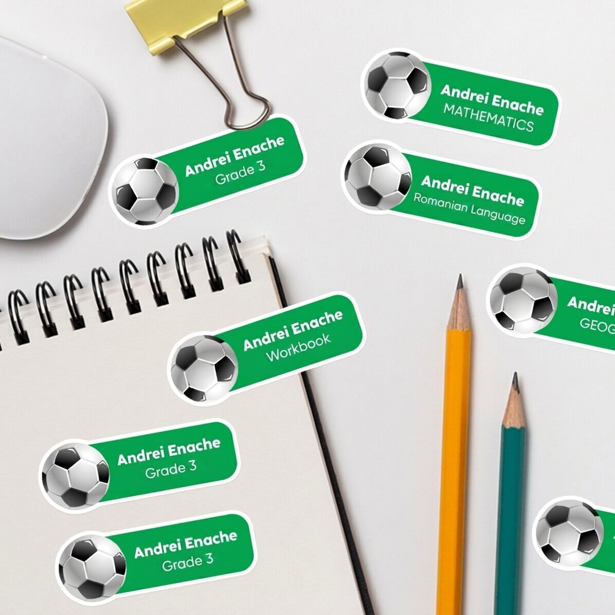 Set mit 12 individuell gestalteten Aufklebern (selbstklebende Etiketten) für die Schule – Sport