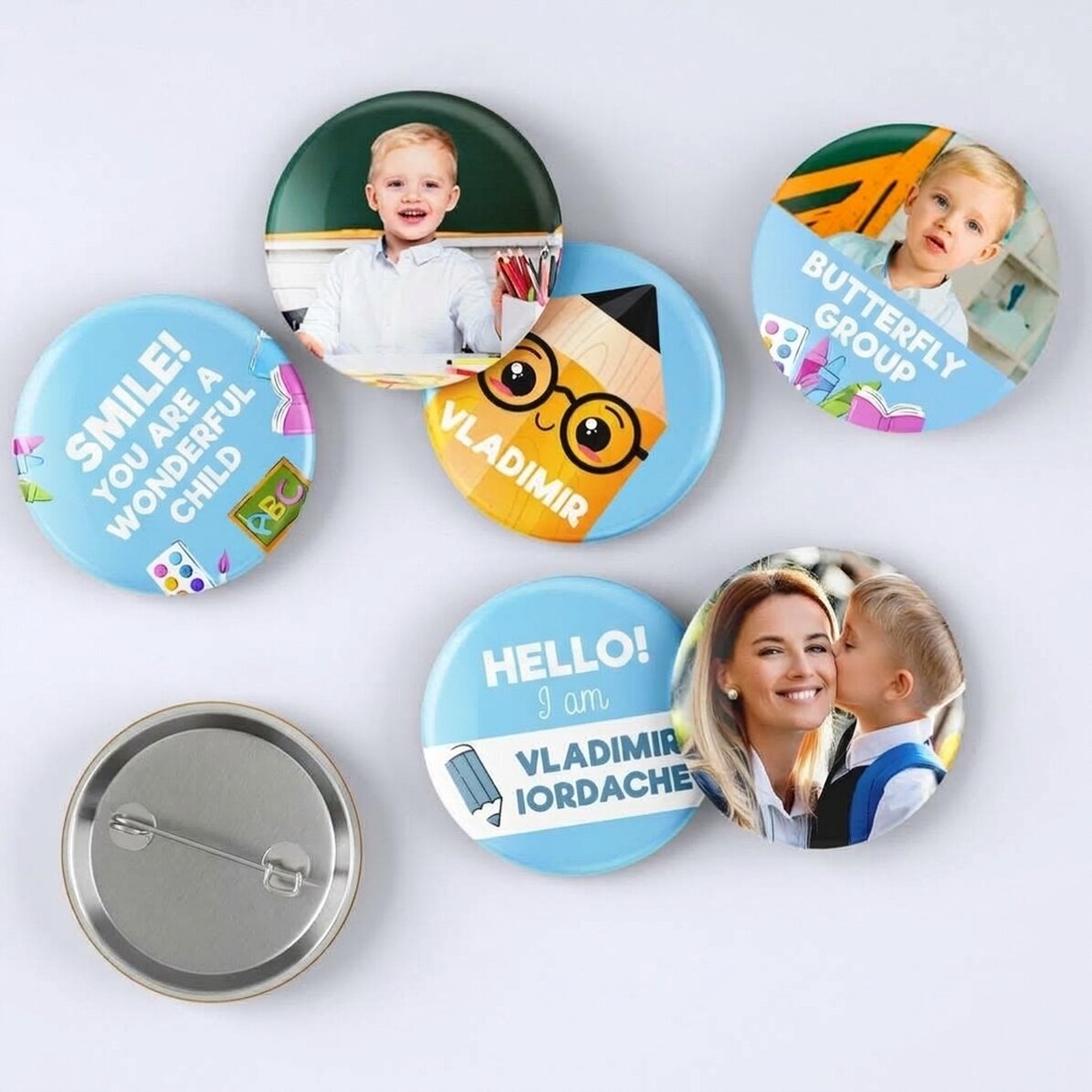 Set mit 6 personalisierten Ansteckern mit Fotos und Botschaft – Back to School