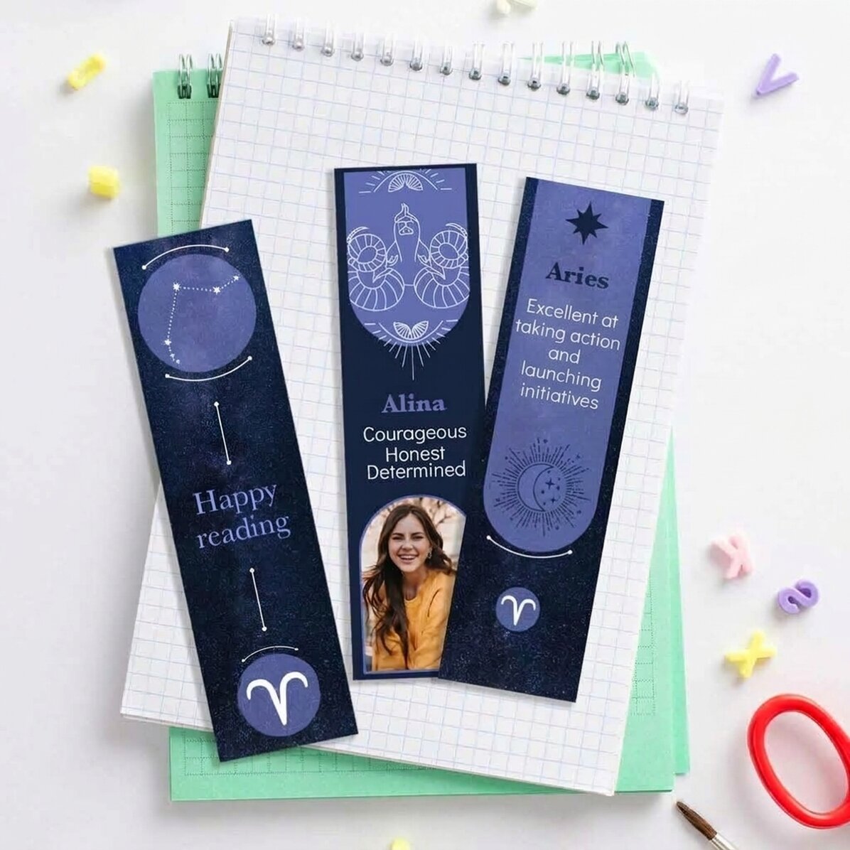 Set mit 3 personalisierten Lesezeichen mit Botschaft und Foto – Sternzeichen