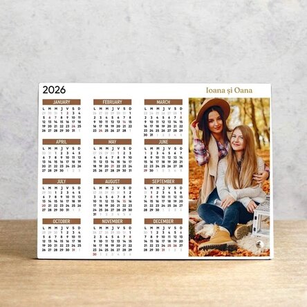 Personalised desk photo frame with a photo, text and calendar