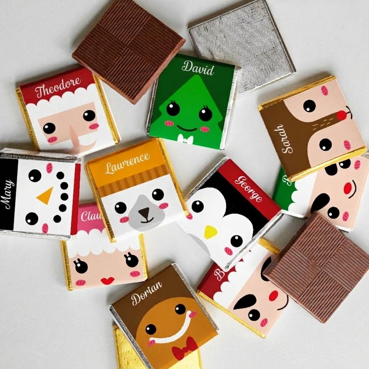 10er-Set personalisierte Mini-Pralinen mit Namen – Weihnachtsfiguren