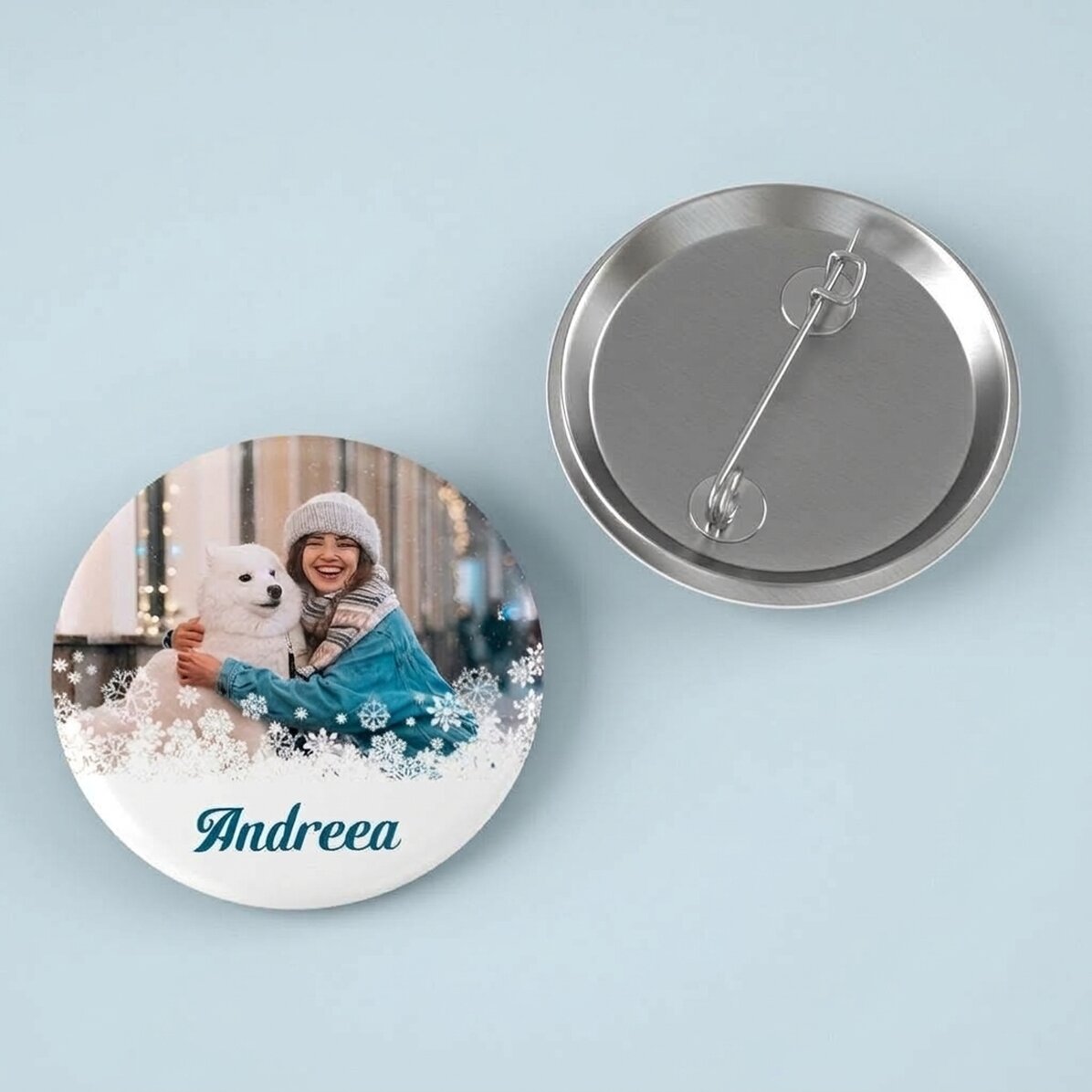 Personalisiertes Abzeichen mit Foto und Text – Schneeflocken