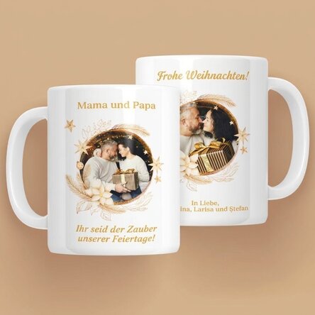 Personalisierte Tasse mit Text und 2 Fotos – Der Zauber der Feiertage