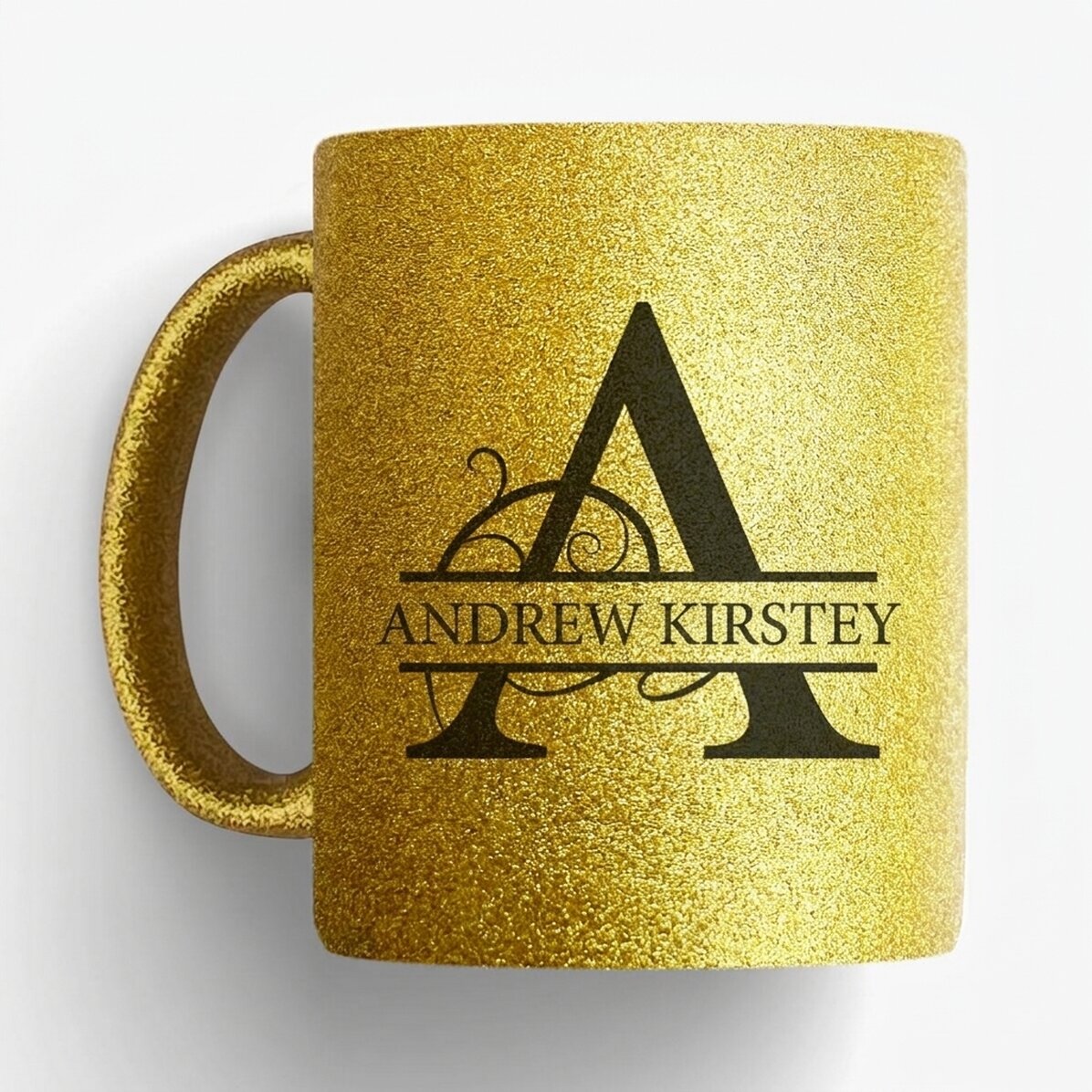 Personalisierter Becher mit Monogramm