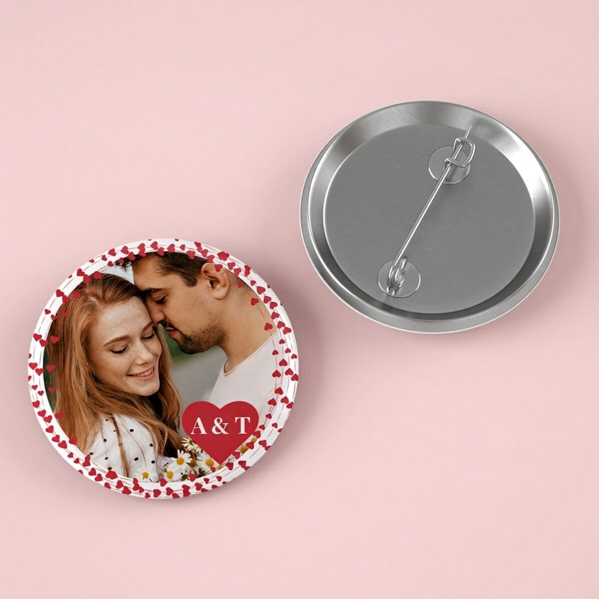 Personalisiertes Button mit Text und Foto – Love