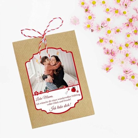 Individuell gestalteter Martisor zum Einpflanzen mit Foto und Botschaft