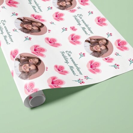 Individuell gestaltetes Geschenkpapier mit Foto und Botschaft – Frühling
