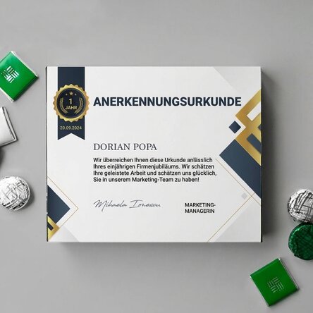 Personalisierte Pralinenschachtel mit Botschaft – Dankeschön an die Mitarbeiter