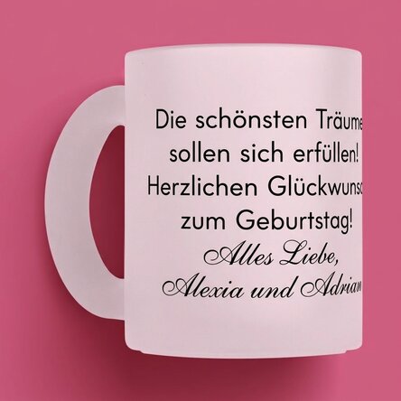 Personalisierter Glasbecher mit Text – Eine Botschaft für die Liebsten
