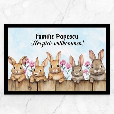 Individuell gestaltete Fußmatte mit Schriftzug – Osterhasen