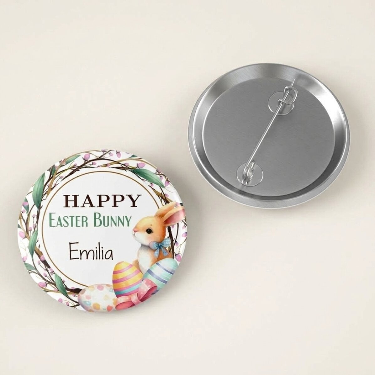 Personalisiertes Button mit Ostergruß – Happy Bunny