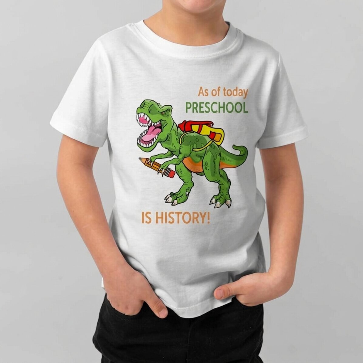 Personalisiertes Baumwoll-T-Shirt für Kinder mit Aufdruck – Der Kindergarten ist Geschichte!