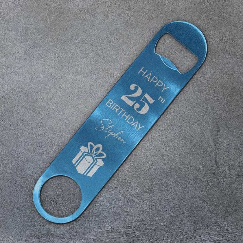 Personalisierter Bieröffner mit Aufschrift – Happy Birthday