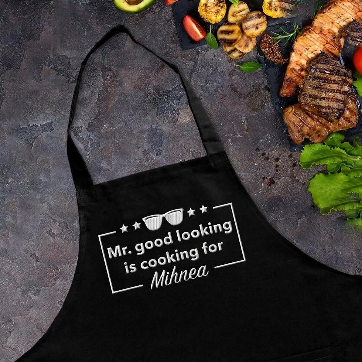 Individuell gestaltete T-Shirts mit Aufdruck – Good looking