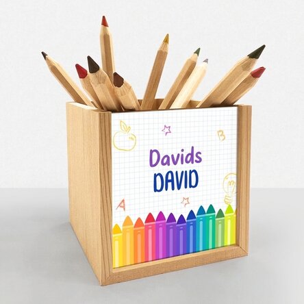Individuell gestalteter Stifthalter mit Text – Colors
