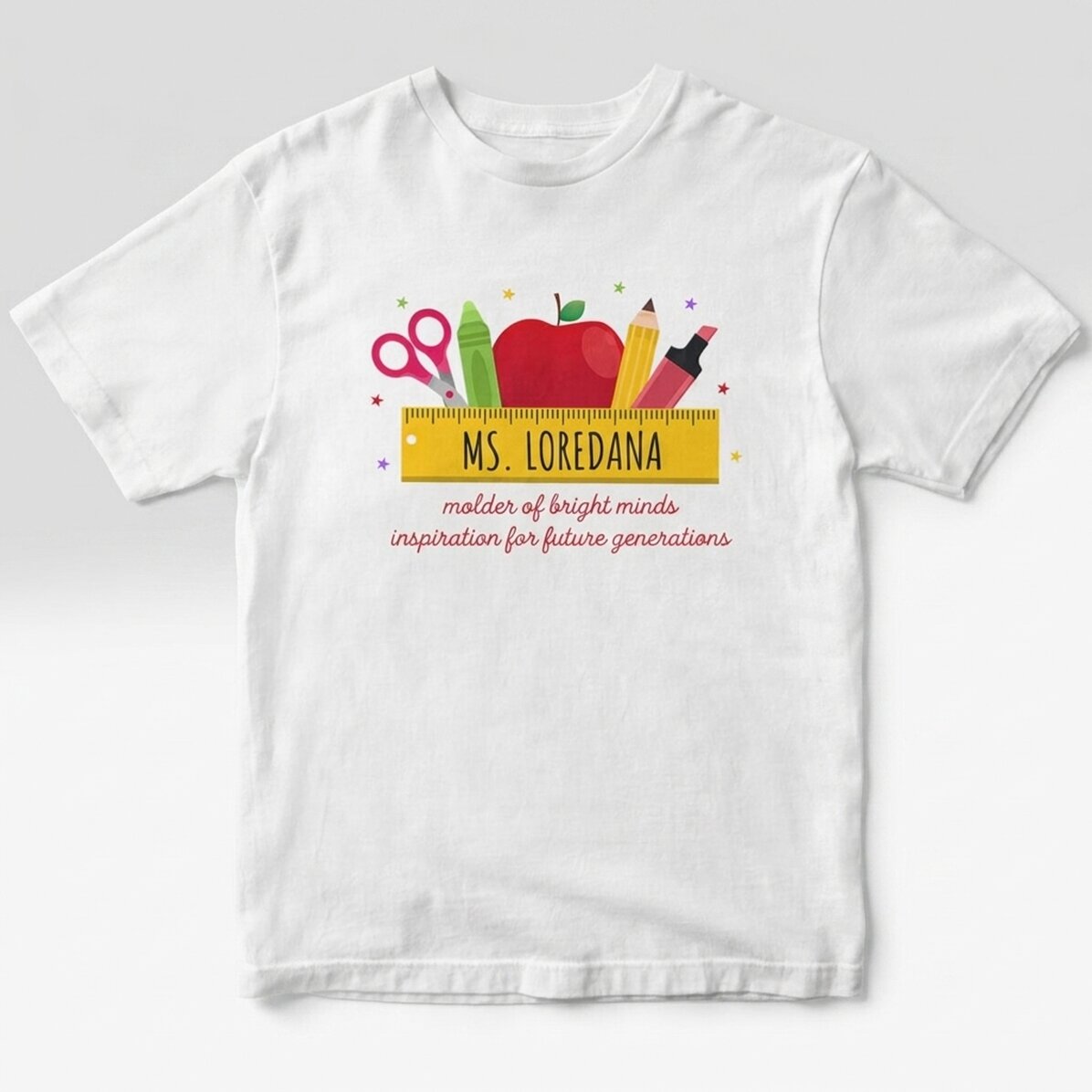 Personalisiertes Baumwoll-T-Shirt mit Namen für Lehrer – Schulbedarf