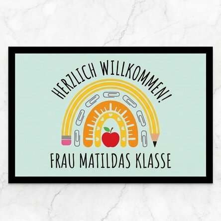 Individuell gestaltete Eingangsmatte mit Text – School