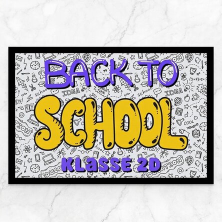Individuell gestaltete Eingangsmatte mit Text – Back to School