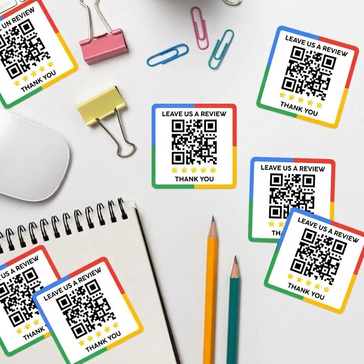 Set mit 12 individuell gestalteten Aufklebern (selbstklebende Etiketten) mit Text und QR-Code – Bewe