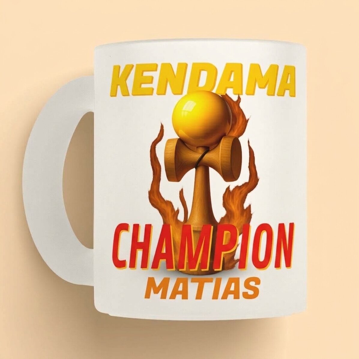 Personalisierter Becher mit Text – Kendama Master