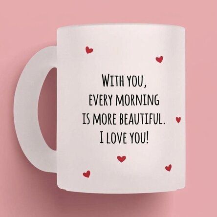 Personalisierter Becher mit Botschaft – Love
