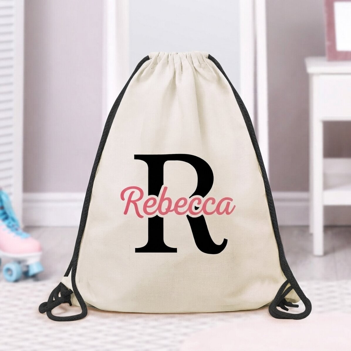 Personalisierter Rucksack mit Namen und Initiale