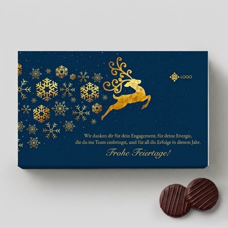 Pralinenschachtel mit Cremefüllung, individuell gestaltet mit Logo und Botschaft – Weihnachtsgeschic