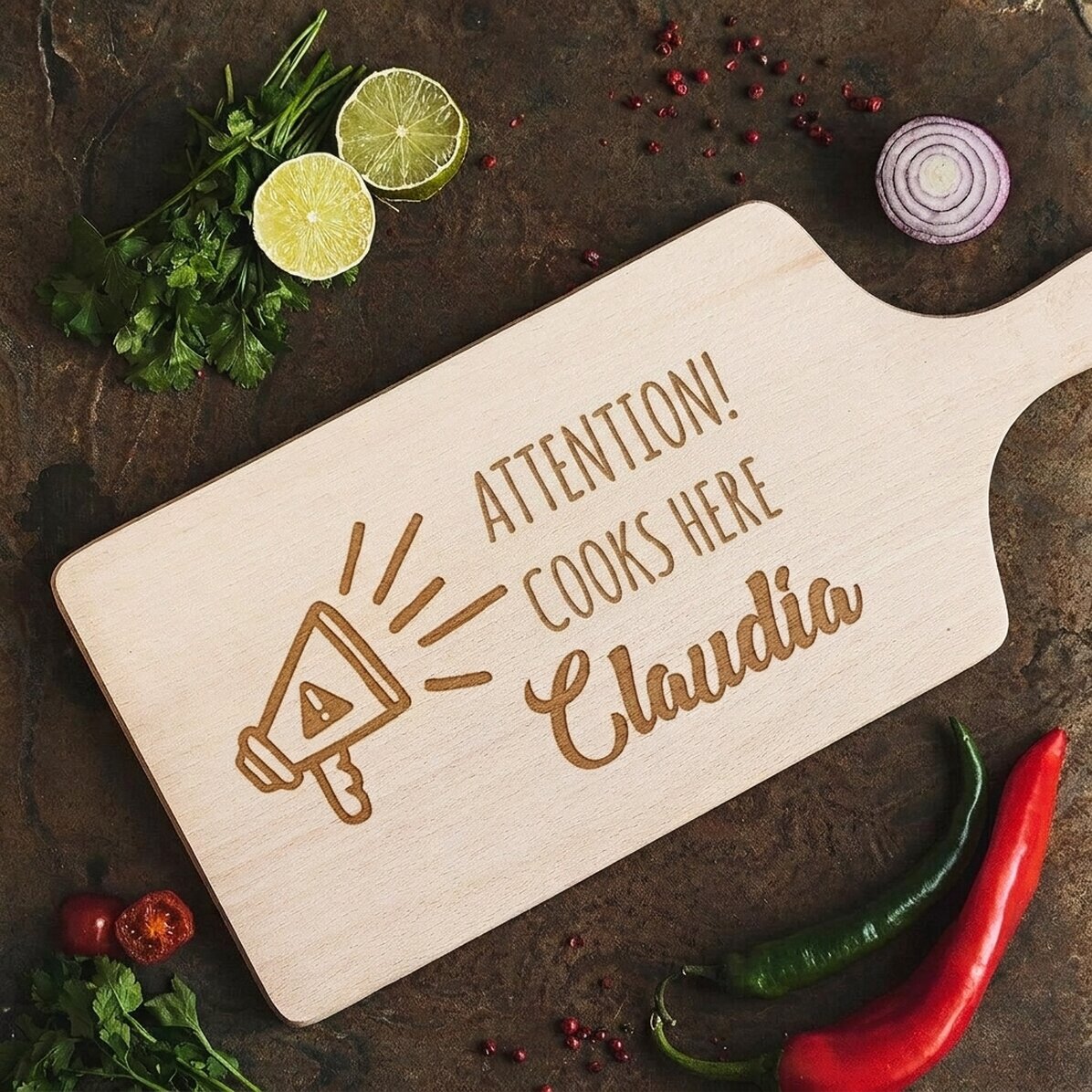 Individuell angepasstes Schneidebrett – Achtung, hier wird gekocht...