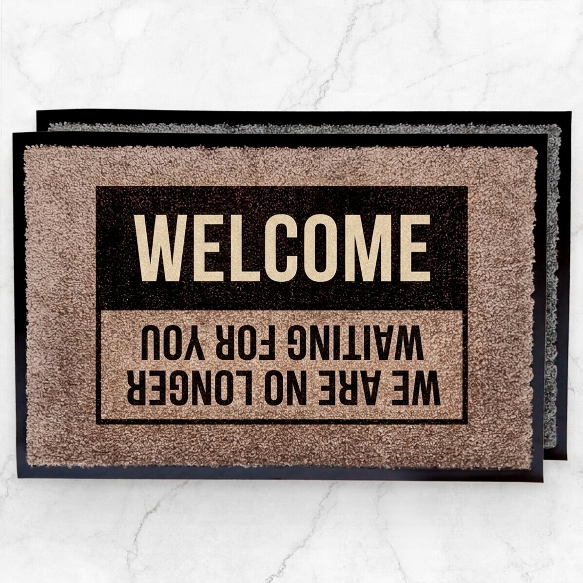 Individuell gestaltete Eingangsmatte für den Innenbereich – „Welcome“, „Goodbye“