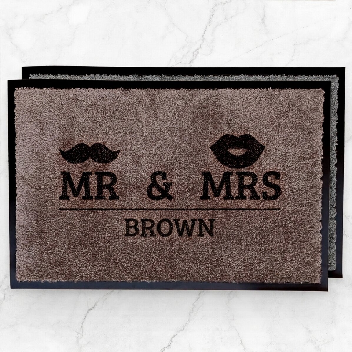 Individuell gestaltete Fußmatte für den Innenbereich – Mr & Mrs